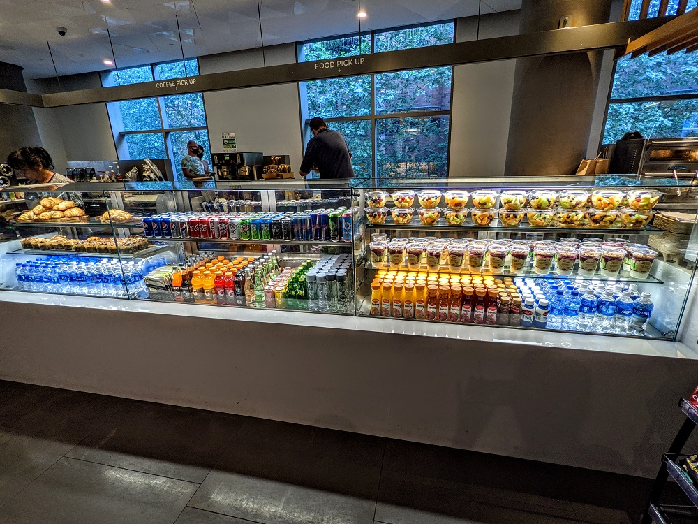 Hyatt Regency Seattle - Market counter