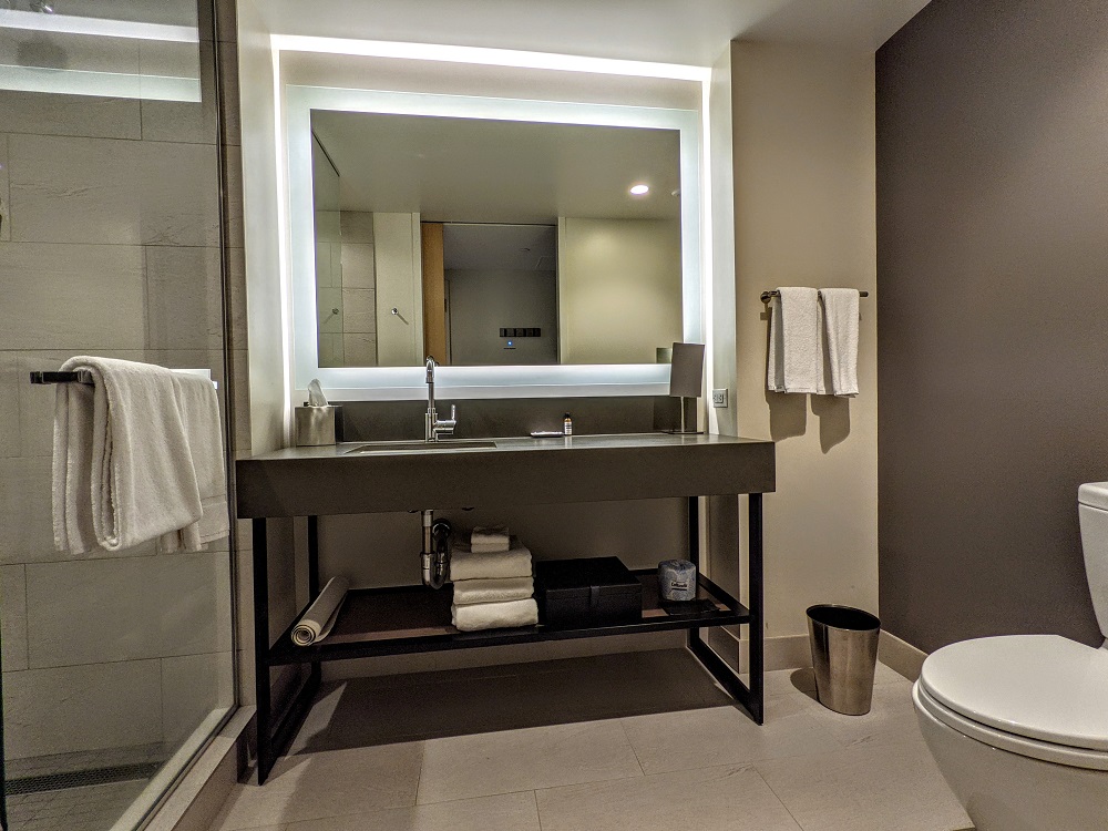 Hyatt Regency Seattle - Sink & vanity