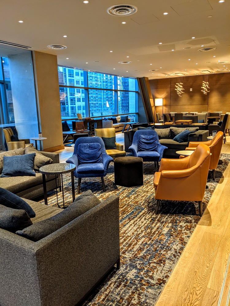 Hyatt Regency Seattle club lounge seating