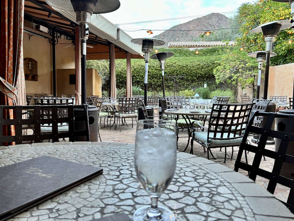 Hyatt's Royal Palm's Resort Scottsdale Outdoor Dining Area
