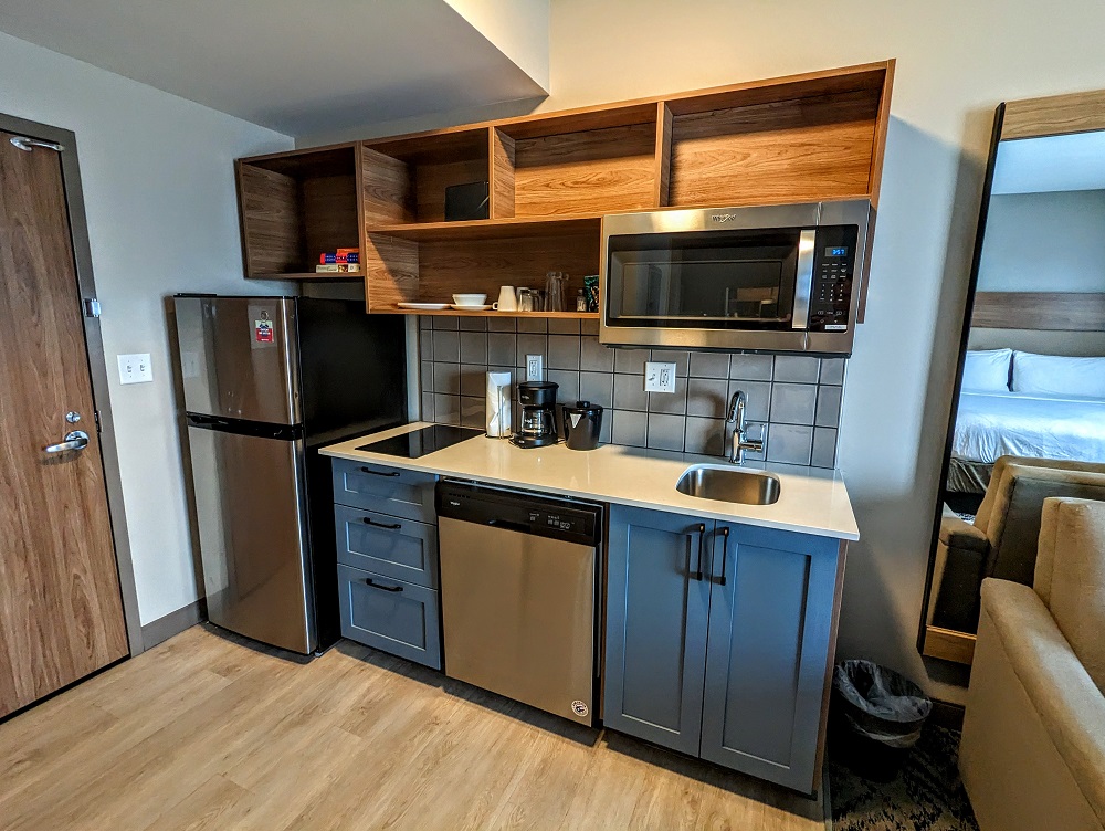 Candlewood Suites Asheville Downtown, NC - Kitchen