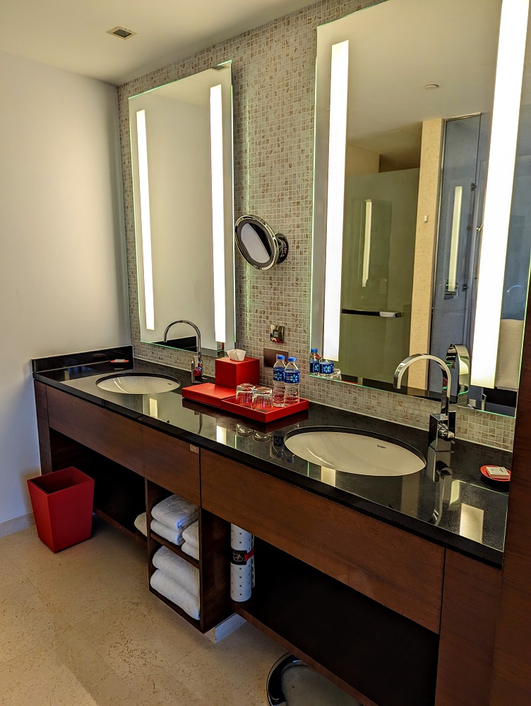 Grand Hyatt Macau - Bathroom sinks