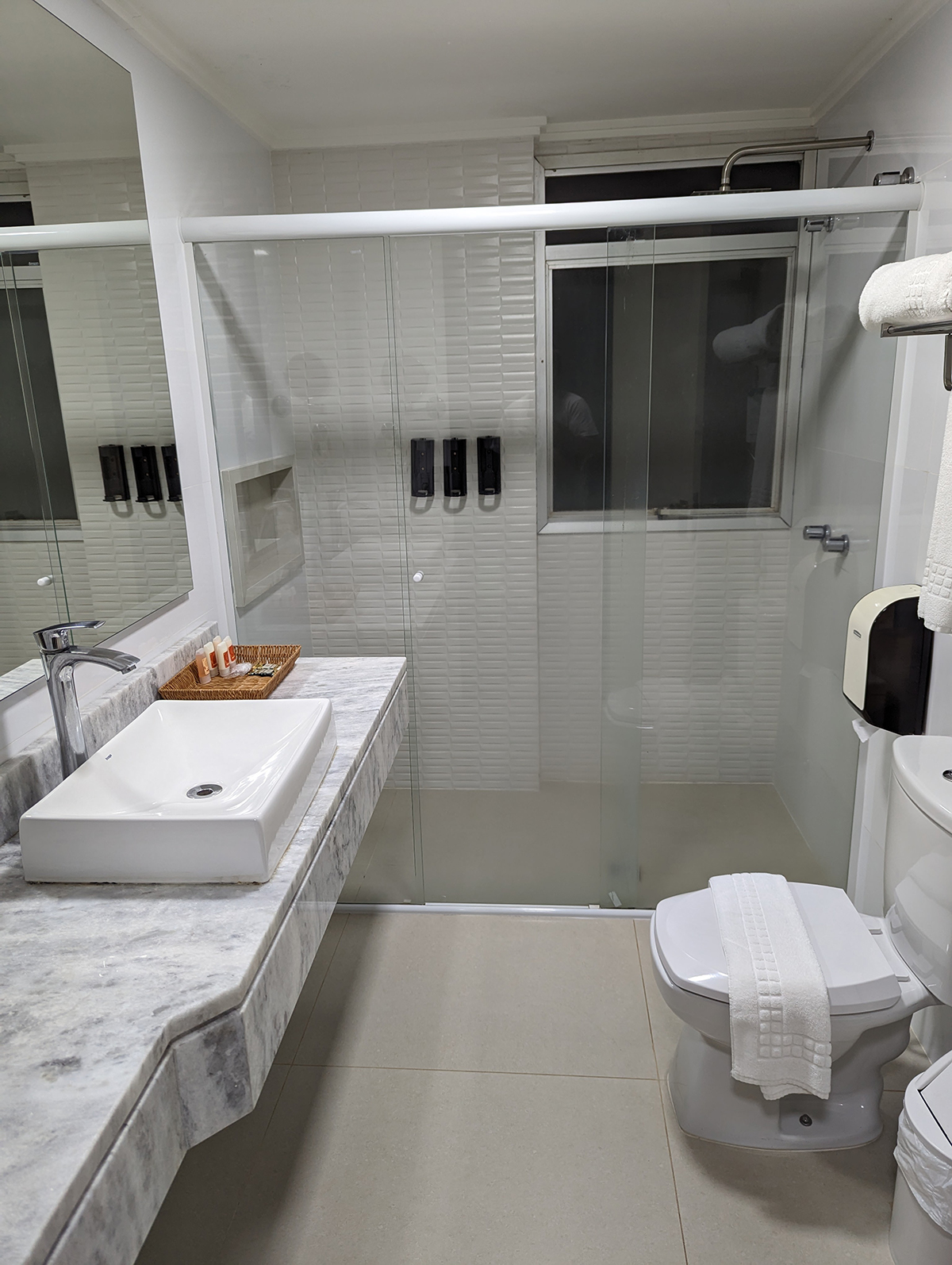 Bathroom at the Wyndham Golden Suites Foz do Iguacu