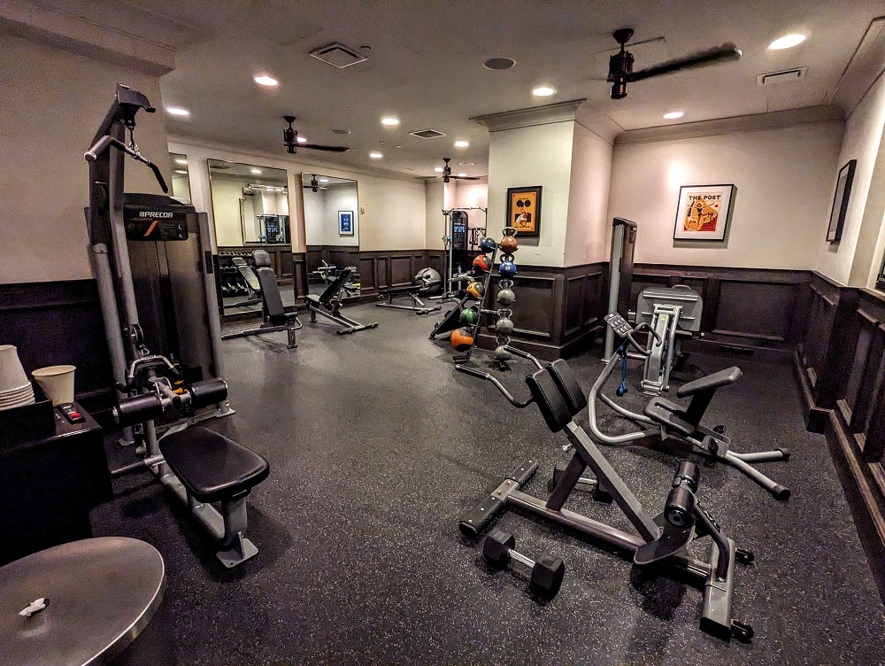 The Beekman, A Thompson Hotel In New York - Fitness room - weights