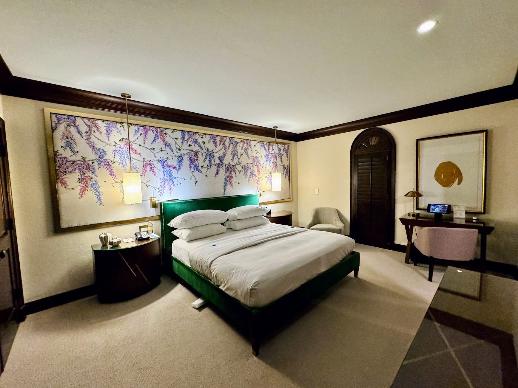 Brazilian Court Hotel LHW Suite bedroom