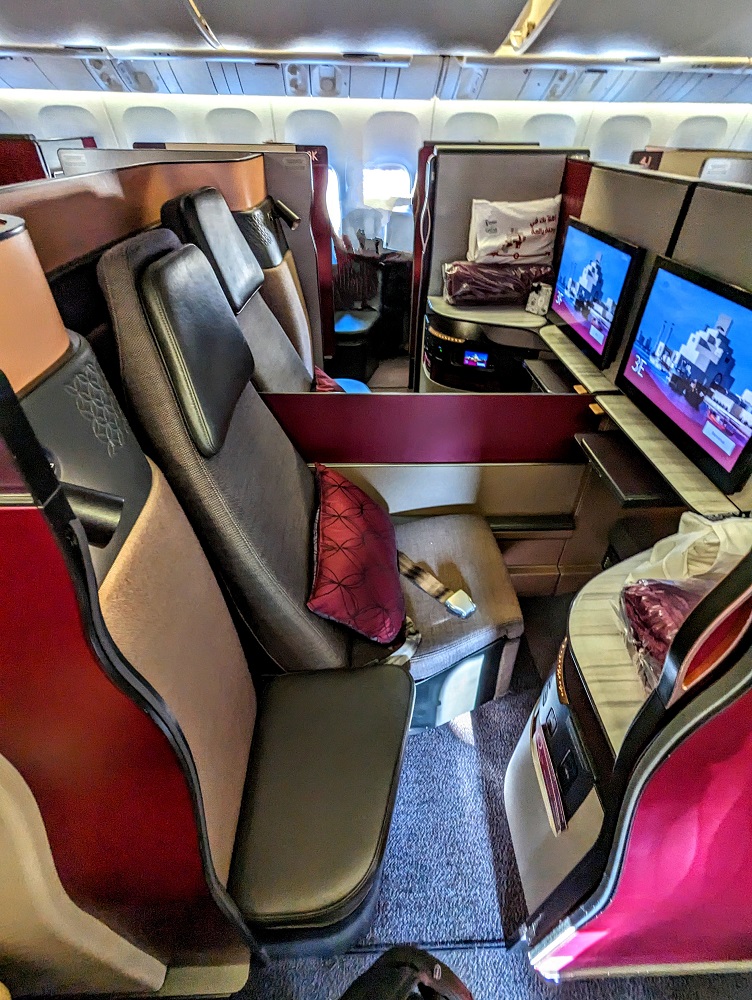 Qatar-Airways-Business-Class-Qsuites-JNB-DOH-Center-seats