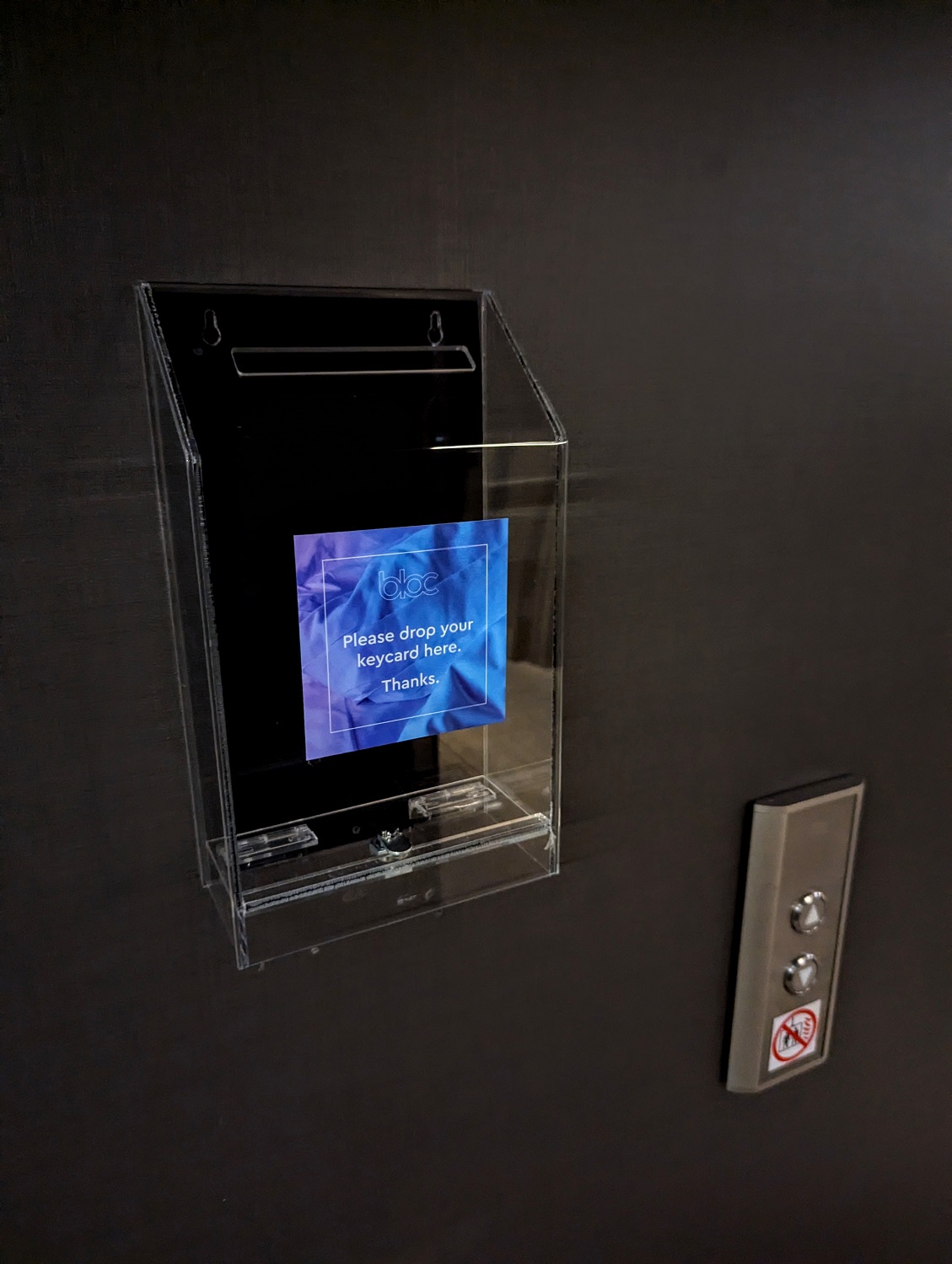 Bloc Hotel London Gatwick Airport - Key drop next to elevator