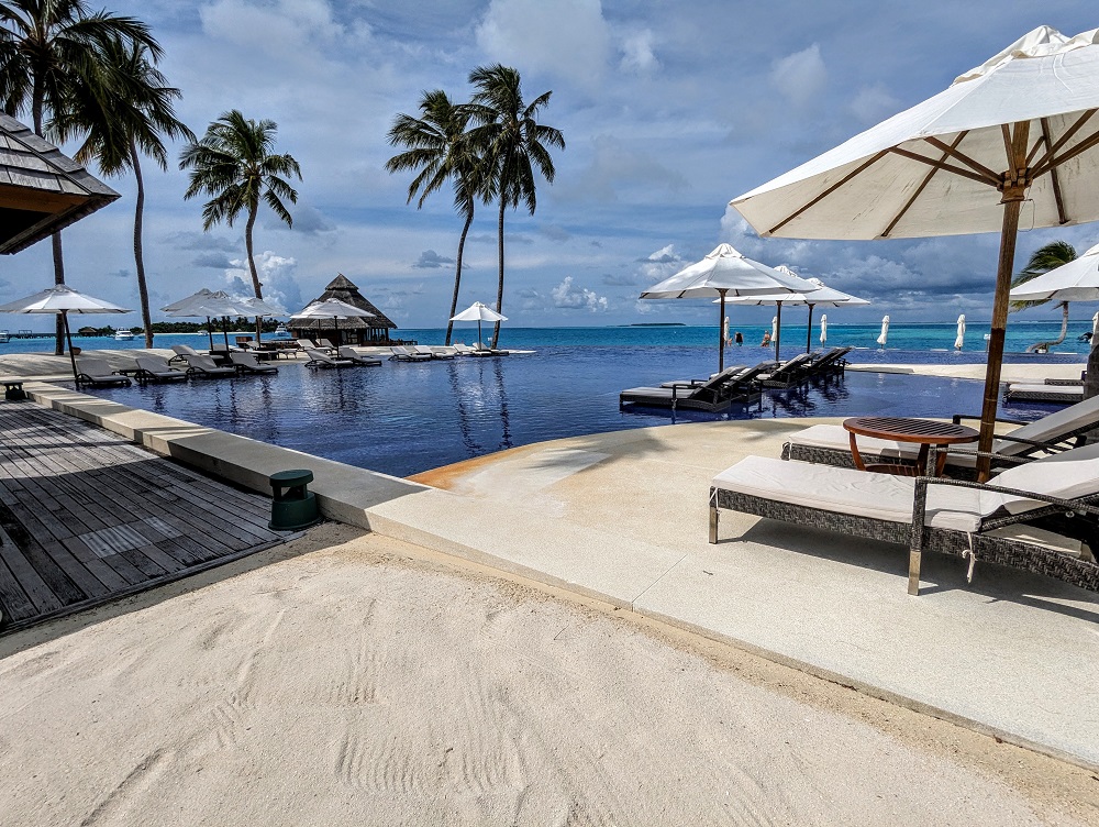 Conrad Maldives Rangali Island - Family swimming pool