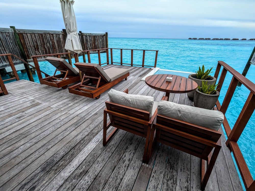 Conrad Maldives Rangali Island - Sunrise Water Villa deck