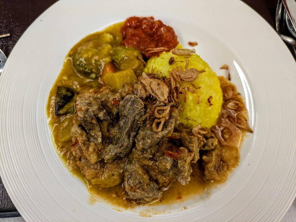 Beef & rice in Garuda Indonesia business class