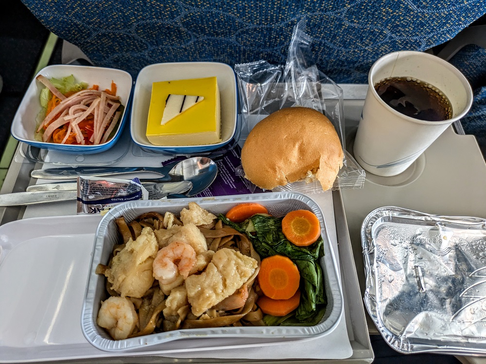 Economy meal on Garuda Indonesia