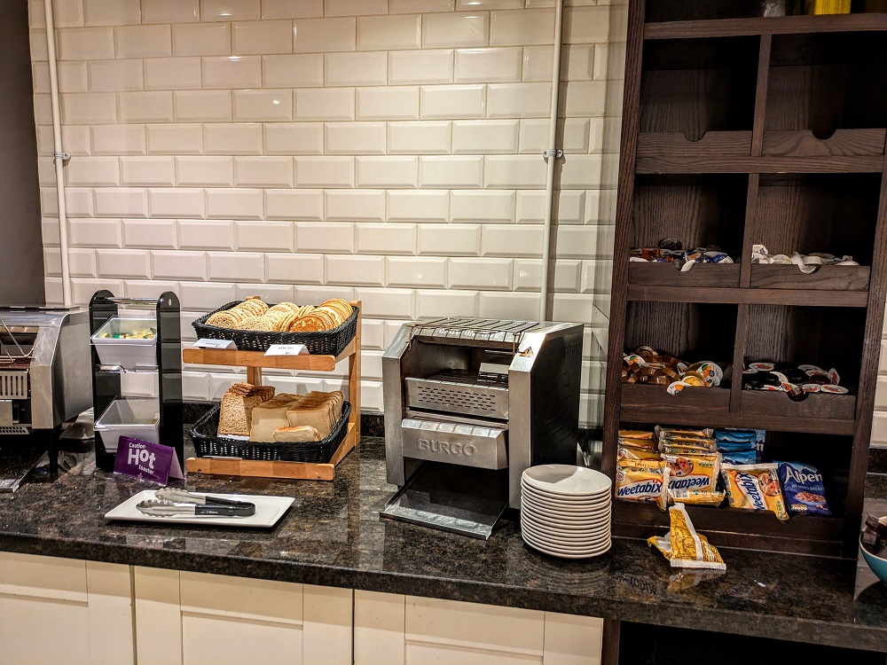 Premier Inn London Heathrow Terminal 4 - Breakfast - Bread, crumpets, pancakes, muesli & Weetabix