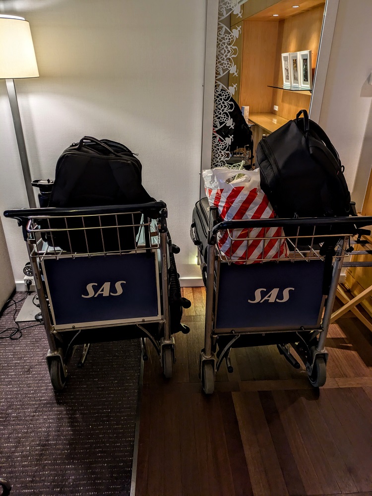 Outside the hotel there were airport luggage carts. My wife came up with the great idea to leave our luggage on the carts in our room overnight seeing as the hotel didn't need them returned