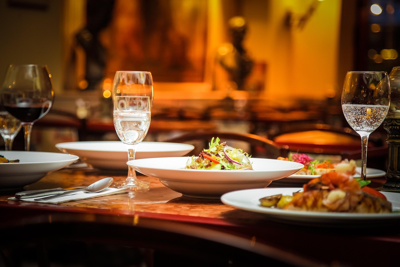 Restaurant dining