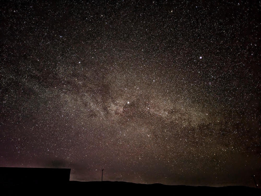 Night-sky-above-The-Two-Byres