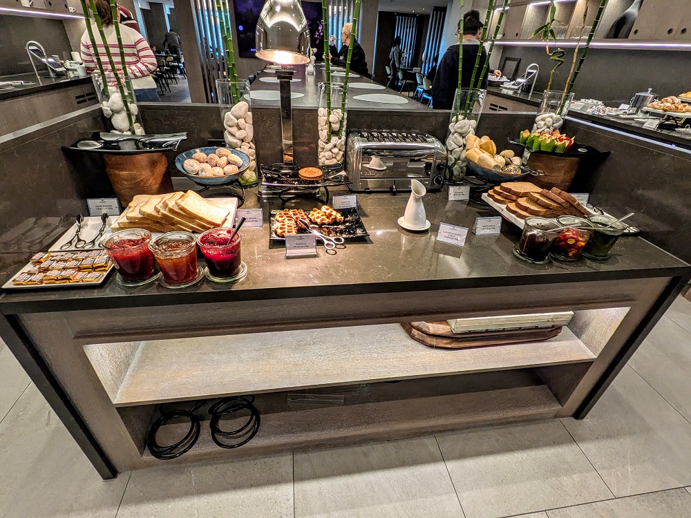 London Hilton on Park Lane - Executive lounge breakfast - Bread, pastries, & waffles