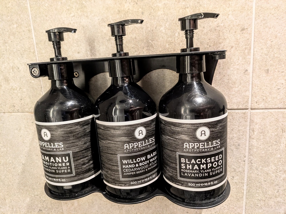 Hyatt House London Stratford - 1 King Bed Suite Cherry Park View - Toiletries