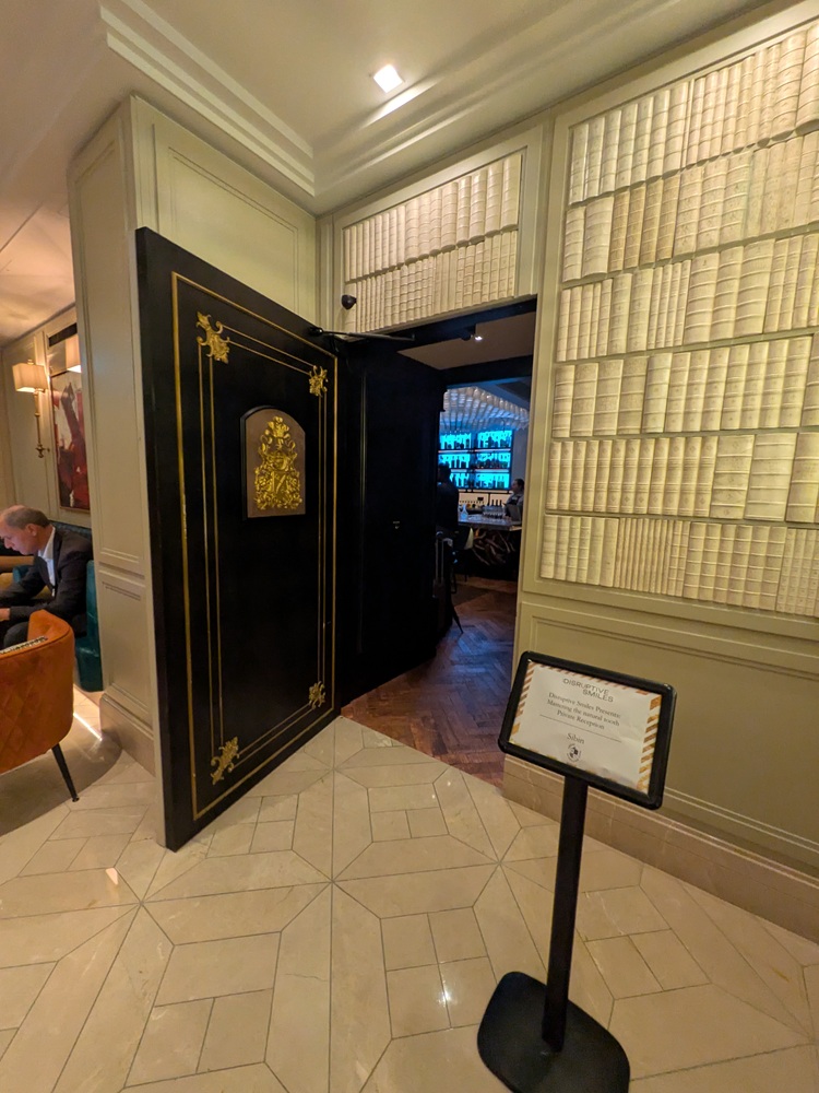 Sibin Speakeasy at Great Scotland Yard Hotel (sadly there was a private event, so I couldn't enter)