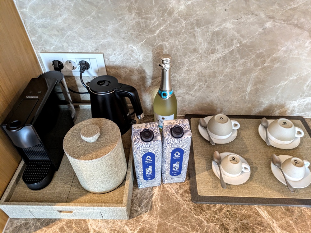 JW Marriott Crete Resort & Spa - Tea & coffee station