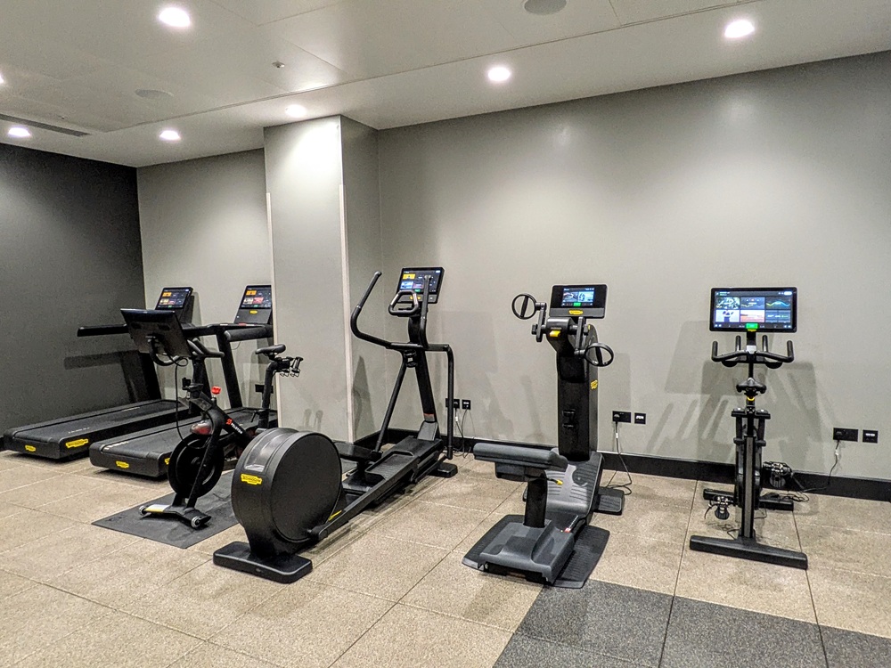 Hilton Woking, England - Fitness room 1