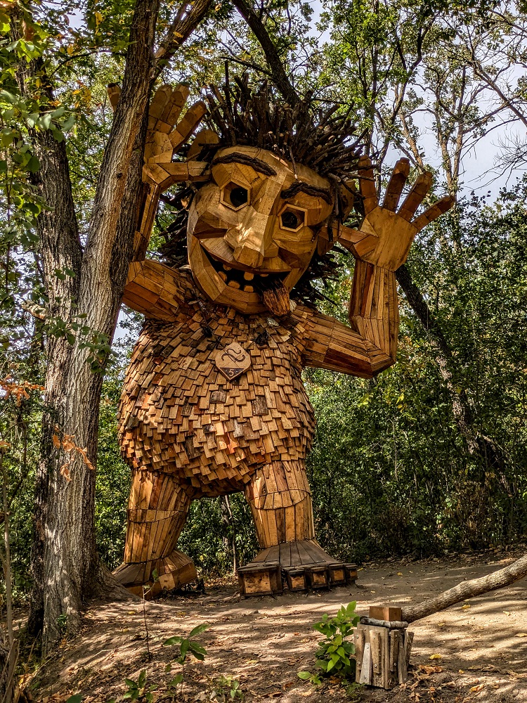 Thomas Dambo Ronny Funny Face troll sculpture in Detroit Lakes, MN