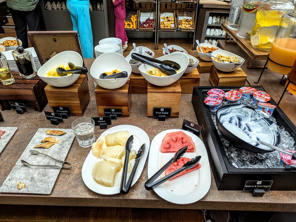 Glasgow Marriott, Scotland breakfast - Fruit, yogurt, nuts, & dried fruit