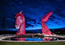 The Kelpies in Falkirk at night