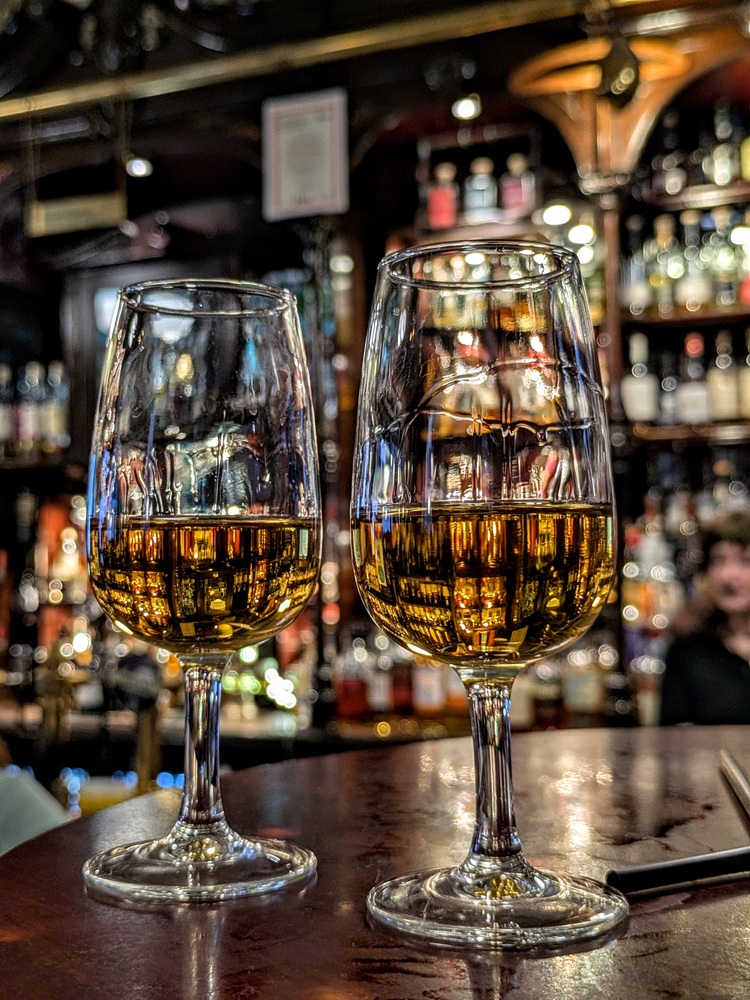 Whisky tasting at The Pot Still in Glasgow
